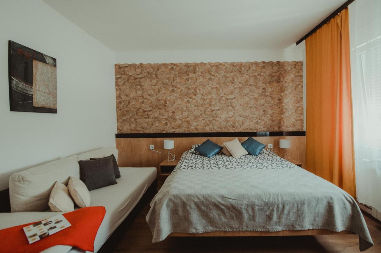 Apartman Lovric Ðakovo المظهر الخارجي الصورة