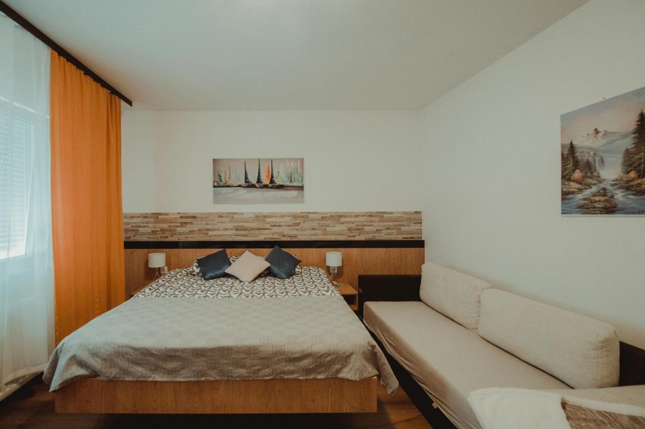 Apartman Lovric Ðakovo المظهر الخارجي الصورة